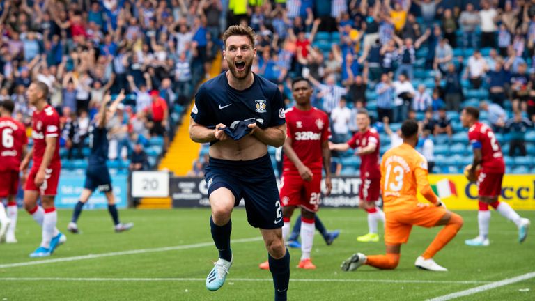 Kilmarnock's Stephen O'Donnell celebrates his equaliser against Rangers