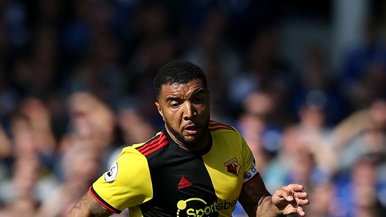 Deeney también ha sido objeto de abuso racista en línea.