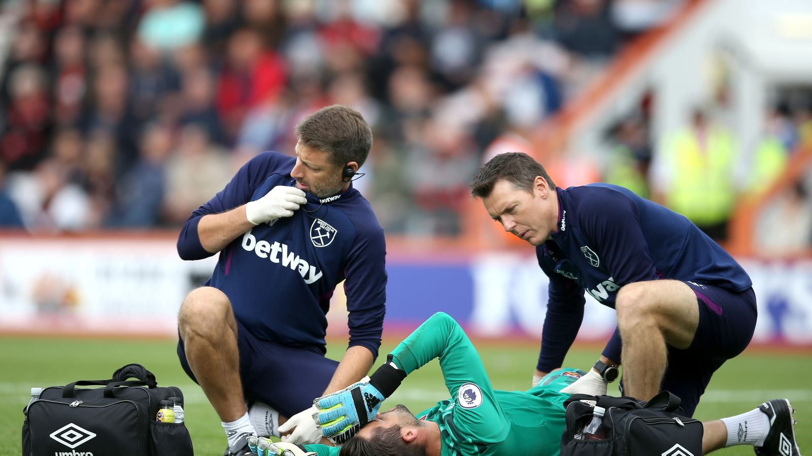 West Ham's Lukasz Fabianski expected to miss months with torn hip ...