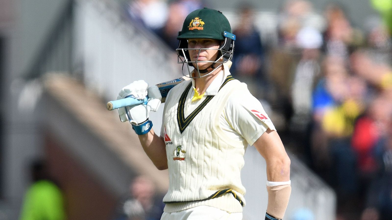 Ashes: Steve Smith passes fifty after Craig Overton picks up England's ...