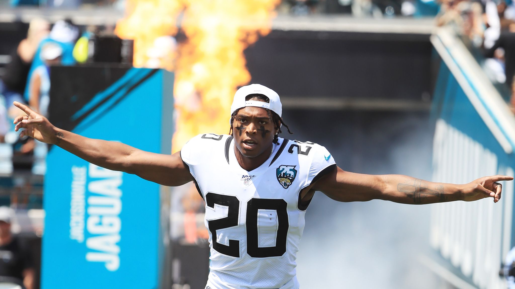 Jalen Ramsey trade: Jaguars deal cornerback to Rams for draft picks