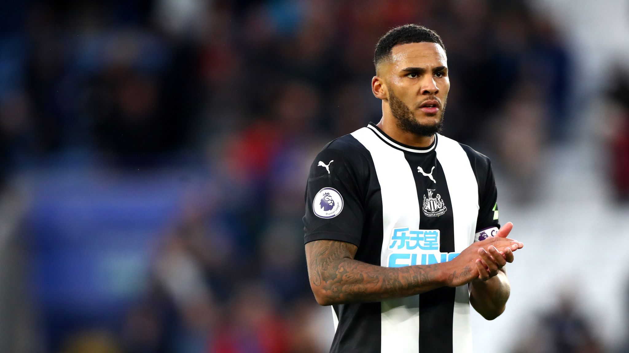 Jamaal Lascelles: Newcastle captain out until new year with knee injury |  Football News | Sky Sports