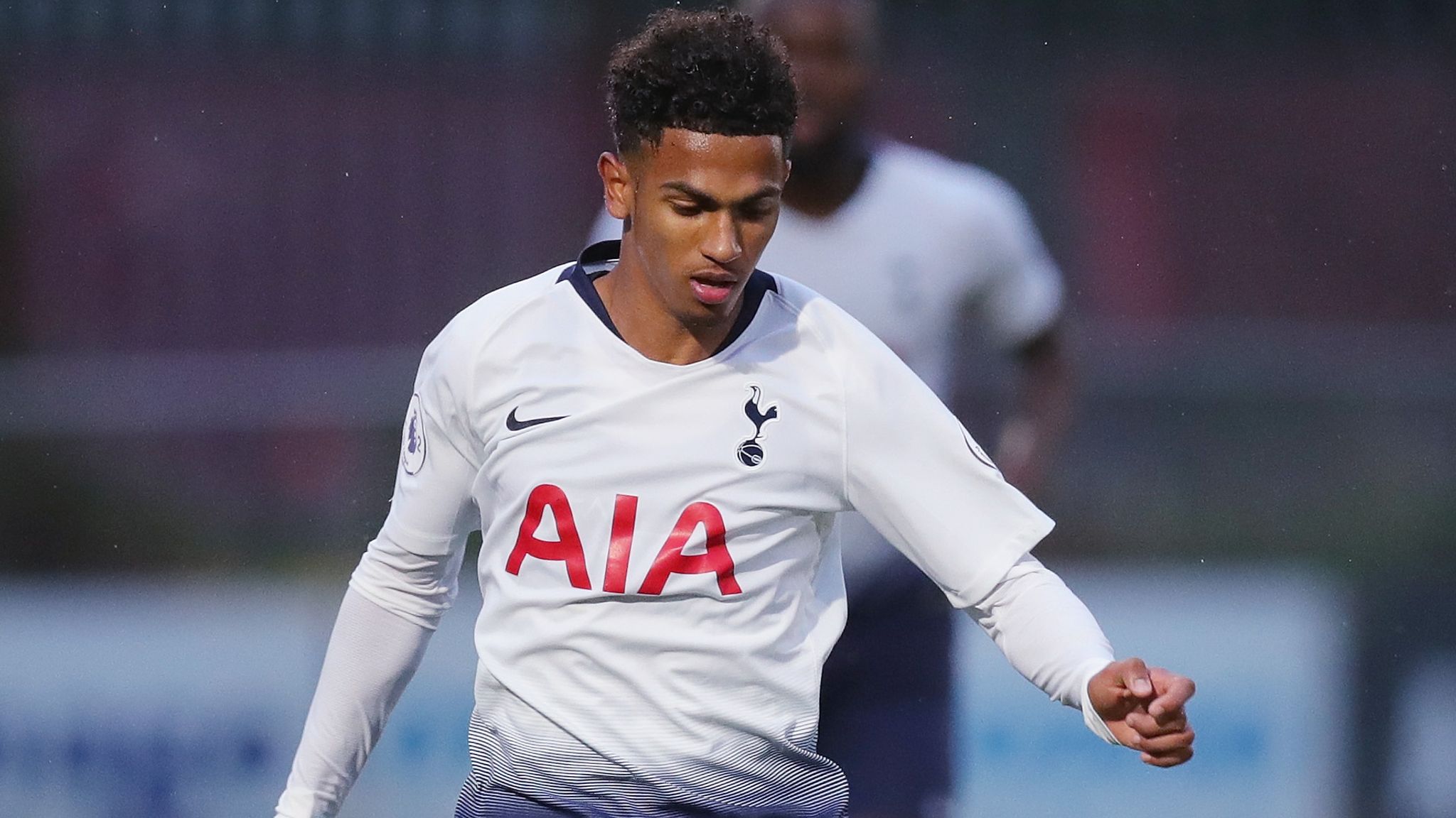 Marcus Edwards: Tottenham youngster completes Vitoria SC move | Football  News | Sky Sports