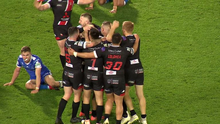 Krisnan Inu's drop goal in Goldent Point earned Salford a victory over Hull KR that saw them end the regular season in third place