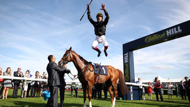 Frankie Dettori dismounts Stradivarius after winning the Magners Rose Doncaster Cup 