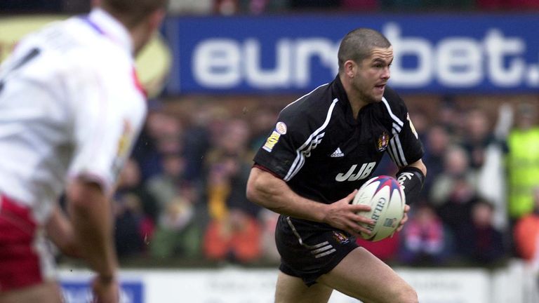 Farrell broke Frano Botica’s club record points-in-a-season tally in 2001