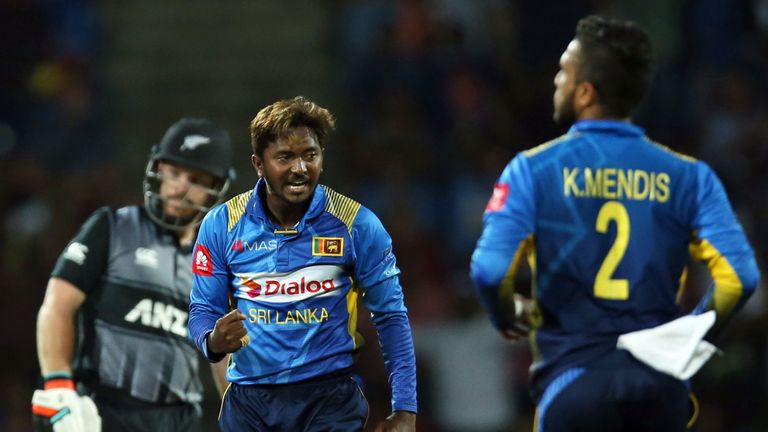 Akila Dananjaya, Sri Lanka