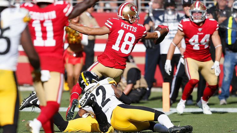 Dante Pettis of the San Francisco 49ers scores a touchdown in the fourth quarter against the Pittsburgh Steelers