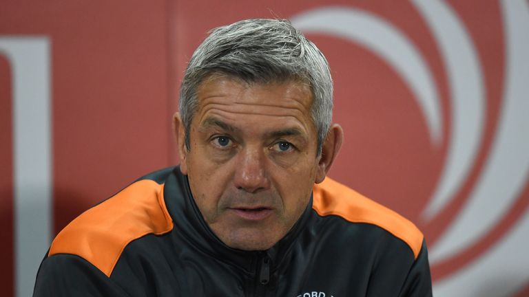 Castleford coach Daryl Powell slammed the video referee decision which led to Salford's second try, but said the Red Devils were worthy winners