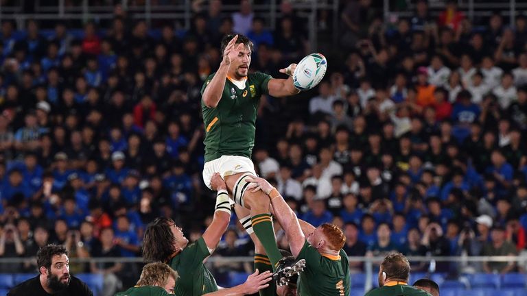 Eben Etzebeth takes the ball for South Africa