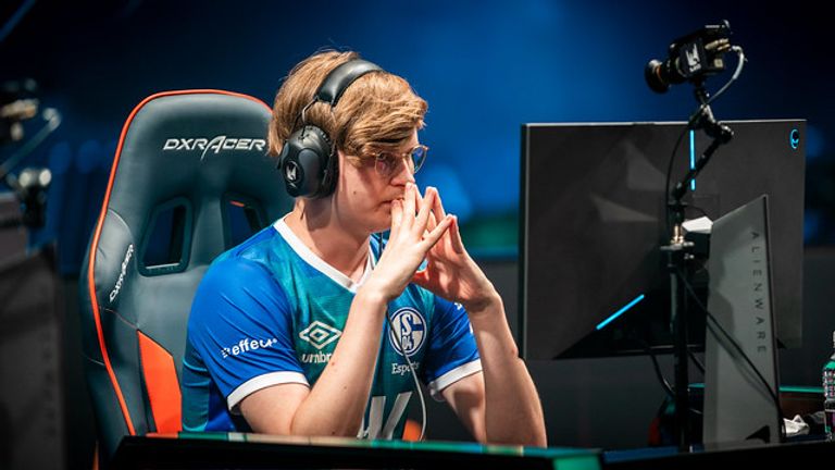 Schalke's AD Carry Upset (Credit: Riot Games)