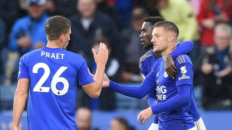 LEICESTER, ENGLAND - SEPTEMBER 29: Jamie Vardy of Leicester City celebrates with teammates Wilfred Ndidi and Dennis Praet after scoring his team's fourth goal during the Premier League match between Leicester City and Newcastle United at The King Power Stadium on September 29, 2019 in Leicester, United Kingdom. (Photo by Nathan Stirk/Getty Images)