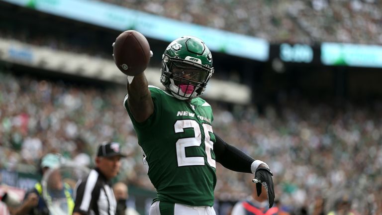 Le'Veon Bell totalled 92 yards and a touchdown in his Jets debut against the Bills