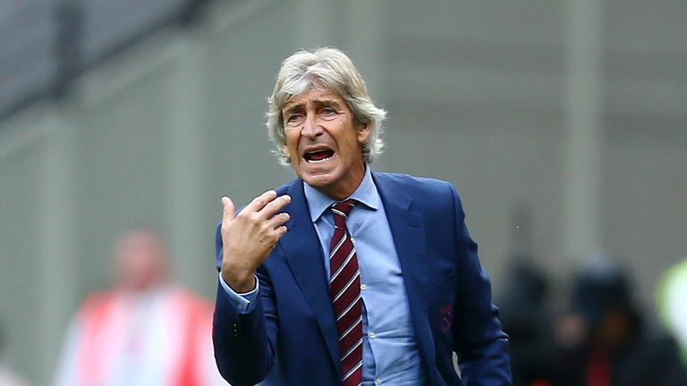 Manuel Pellegrini during the Premier League match between West Ham United and Manchester United at the London Stadium