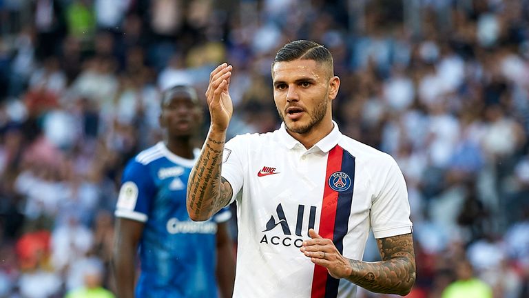 Mauro Icardi made his debut for PSG against Strasbourg