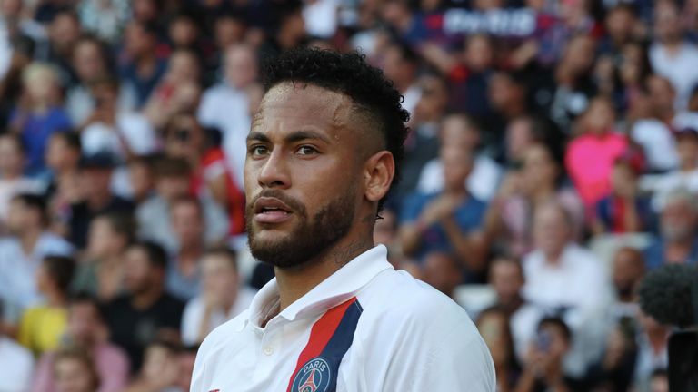 Neymar received a hostile reception from his own fans against Strasbourg