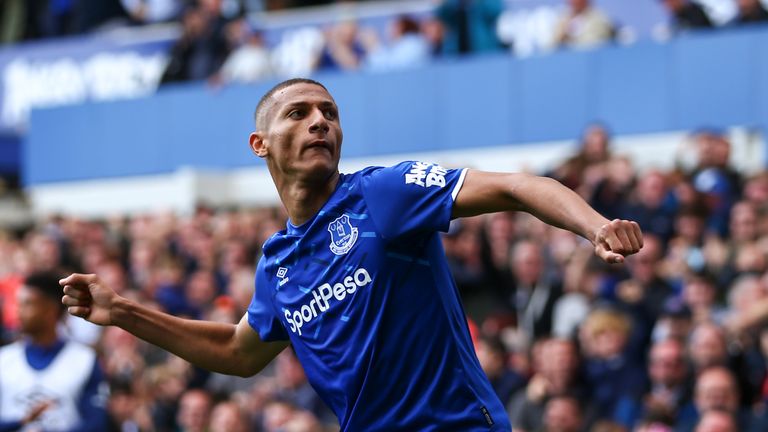 Richarlison celebrates after making it 3-2 to Everton against Wolves