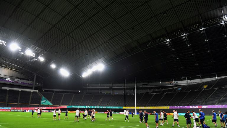 England players experience the Sapporo Dome 