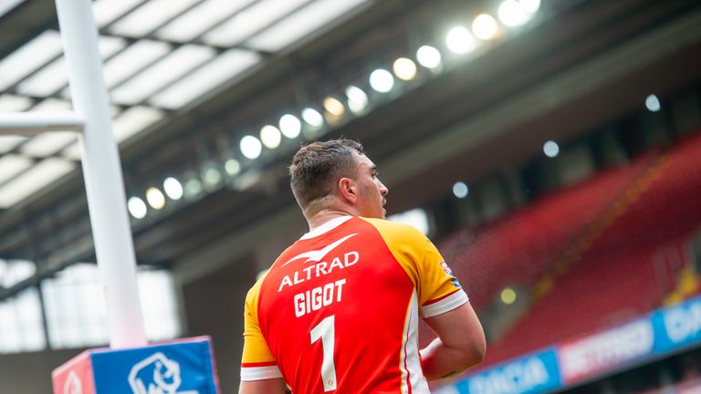 Picture by Allan McKenzie/SWpix.com - 25/05/2019 - Rugby League - Dacia Magic Weekend 2019 - Wakefield Trinity v Catalans Dragons - Anfield, Liverpool, England - Catalans' Tony Gigot.