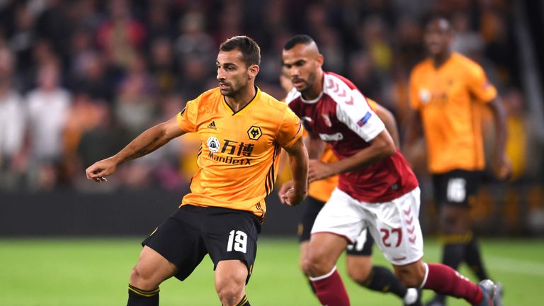 Jonny Otto in action for Wolves in Europa League