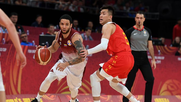 Heissler Guillent leaves the China defence in his wake