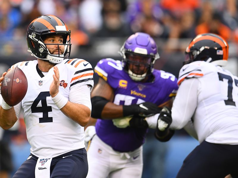 Minnesota Vikings 6-16 Chicago Bears: Mitchell Trubisky injured early but  Bears defense strong in win, NFL News