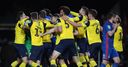 Oxford Utd through after shootout win