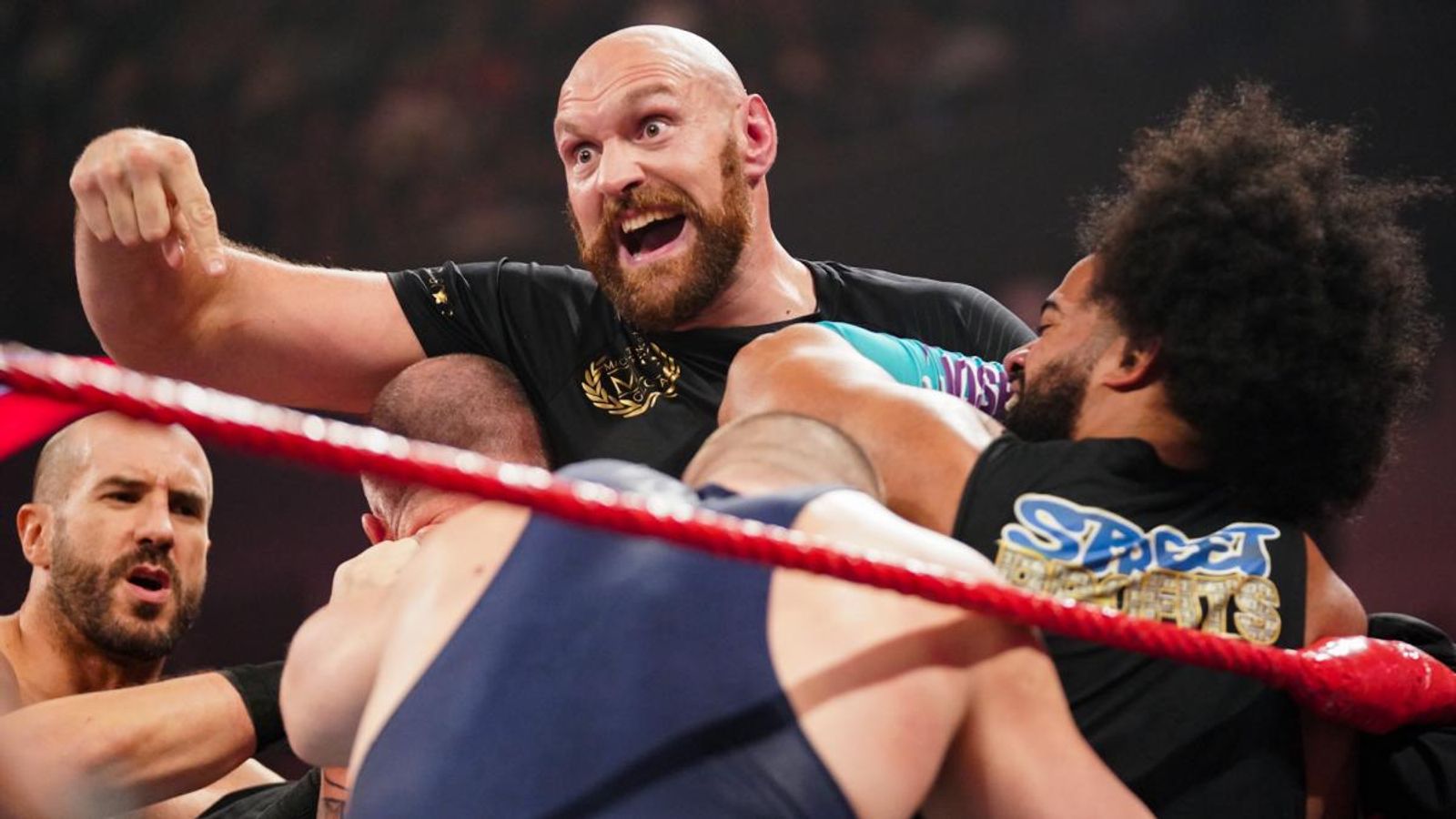 tyson fury set  smackdown  manchester  friday night wwe news