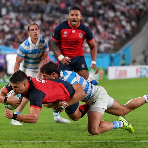 England march into quarter-finals