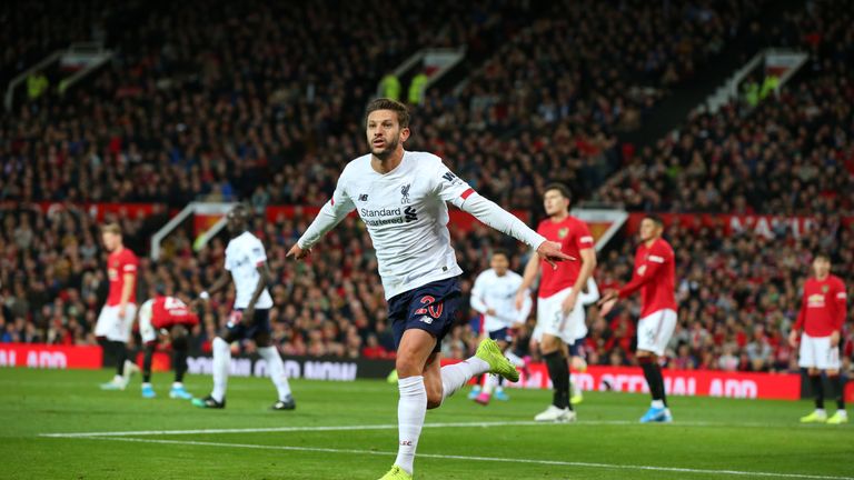 Adam Lallana mantuvo el invicto inicio de temporada de Liverpool con un empate tardío en Man Utd el pasado fin de semana