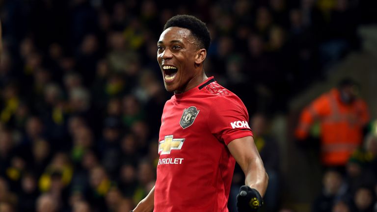 Anthony Martial puts Manchester United 3-0 up