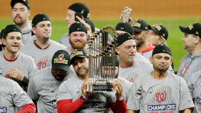 Washington completes the road, wins first World Series - The