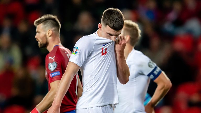 Declan Rice looks dejected during Czech Republic vs England