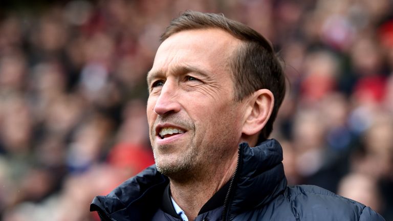 LONDON, ENGLAND - APRIL 27: Justin Edinburgh manager of Leyton Orient looks on prior to during the Vanarama National League match between Leyton Orient and Braintree Town at Brisbane Road on April 27, 2019 in London, England. (Photo by Harriet Lander/Getty Images)