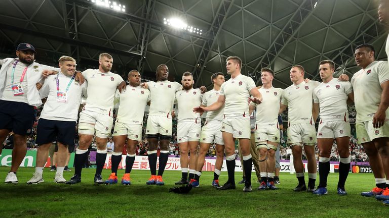 Owen Farrell speaks to his team after England's win against Australia