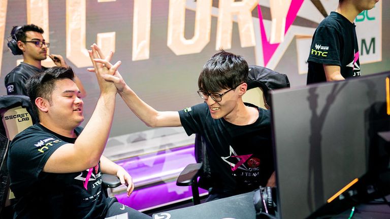 J Team pulled off a huge upset against China's FPX (Credit: Riot Games)