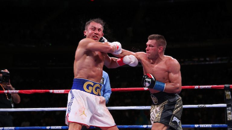 Derevyanchenko le dio pesadillas a Golovkin a veces