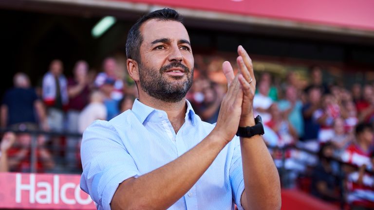 Granada head coach Diego Martinez