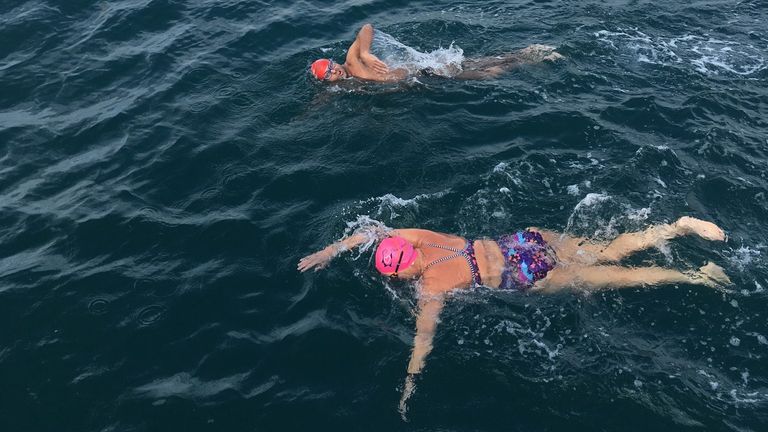 Hunter Charlton, Vicki Carter, English Channel swim