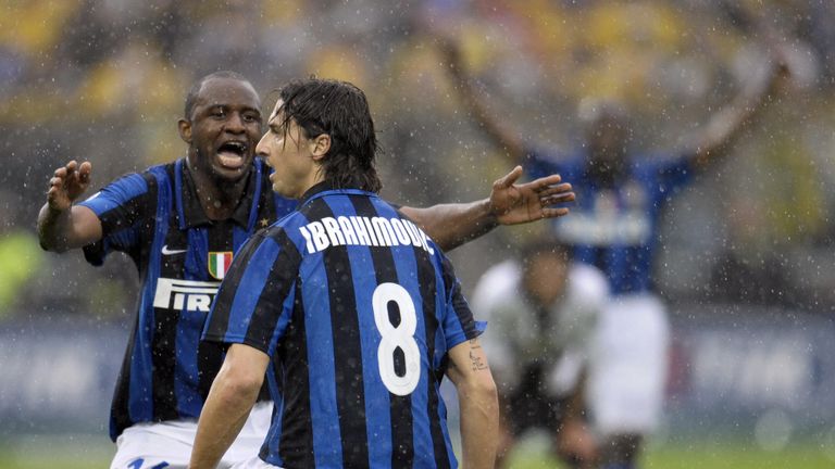 Two times scorer Inter Milan's Swedish forward Zlatan Ibrahimovic (C) is congratulated by Inter Milan's French midfielder Patrick Vieira (L) after scoring a goal during the Italian Serie A football match Parma F.C. against Inter Milan at Tardini Stadium in Parma on May 18, 2008. Inter won the Italian championship. AFP PHOTO / ANDREAS SOLARO (Photo credit should read ANDREAS SOLARO/AFP/Getty Images)