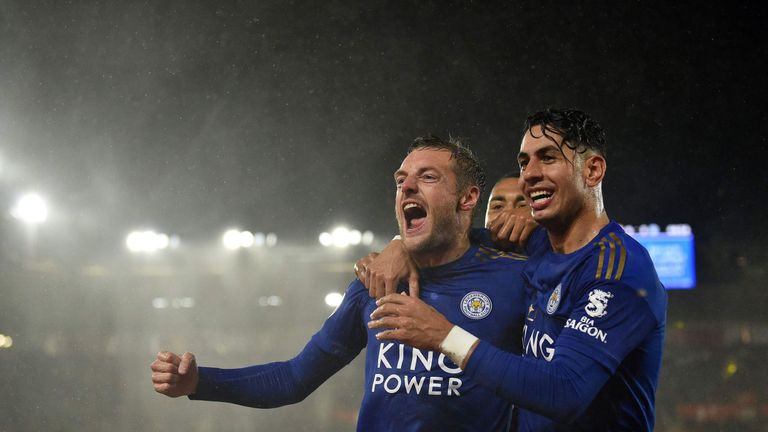 Jamie Vardy celebrates scoring Leicester's fifth goal before half-time