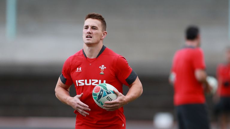 Wales centre Jonathan Davies in training