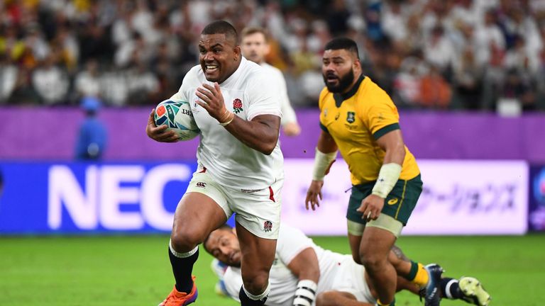 Kyle Sinckler scored England's third try