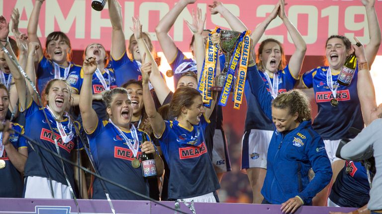 Picture by Isabel Pearce/SWpix.com - 11/10/2019 - Rugby League - Women&#39;s Super League Grand Final - Castleford Tigers v Leeds Rhinos - The Totally Wicked Stadium, Langtree Park, St Helens, England - Leeds win the Women&#39;s Super League Grand Final.