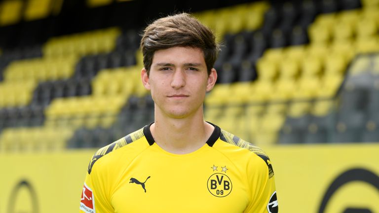 Leonardo Balerdi signed for Borussia Dortmund in January