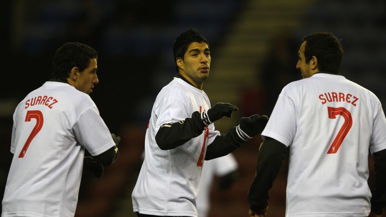 Carragher believes that Liverpool 'got it wrong' with the Luis Suarez T-shirts