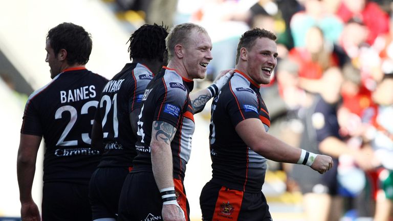 PICTURE BY VAUGHN RIDLEY/SWPIX.COM - Rugby League - Co-operative Championship 1 Play-off Final 2009 - Keighley v Oldham - Halliwell Jones Stadium, Warrington, England - 04/10/09...Copyright - Simon Wilkinson - 07811267706...Oldham's Paul Reilly and Luke Menzies celebrate Menzies try.