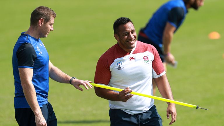 Muko Vunipola trains with England ahead of their World Cup game with Argentina