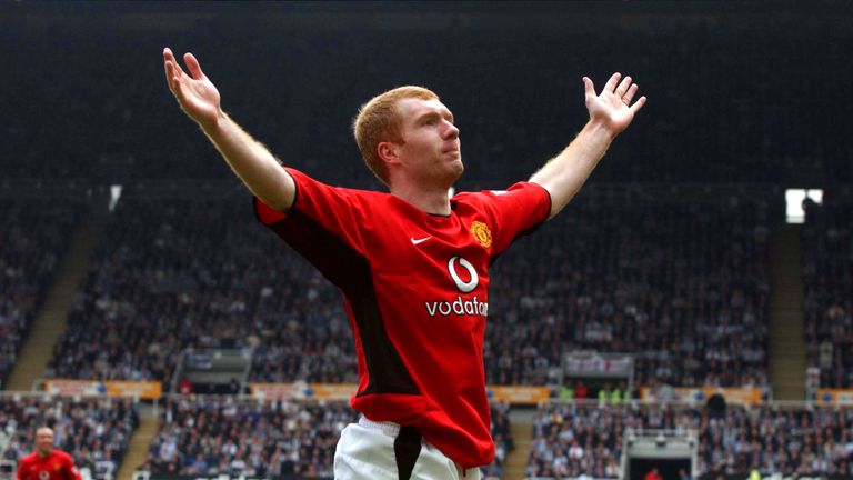 Paul Scholes scored a hat-trick in Manchester United&#39;s 6-2 win at Newcastle in April 2003