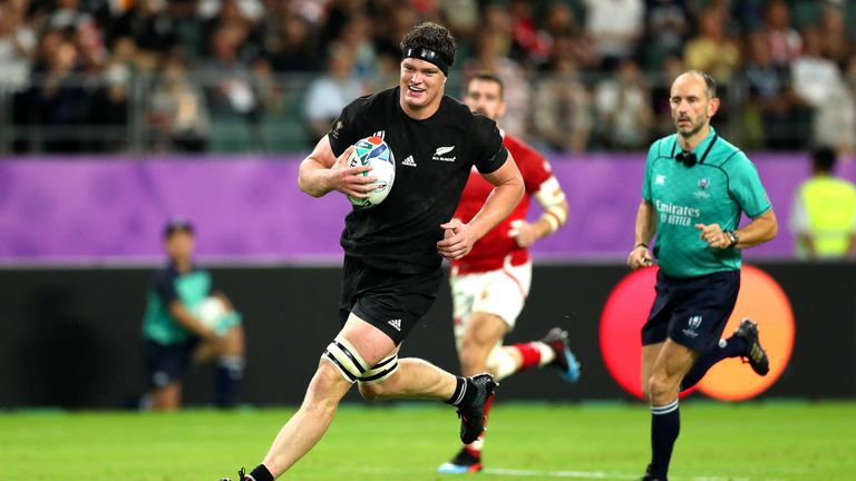 Scott Barrett comenzará a las seis por primera vez en su carrera All Black el sábado en Yokohama